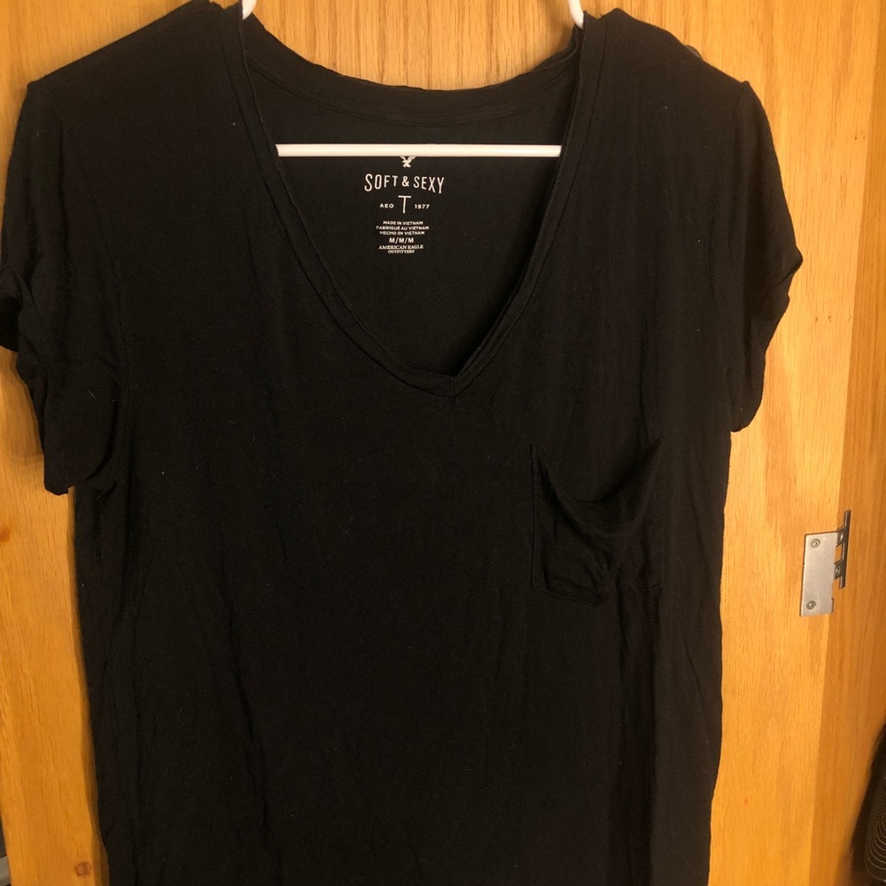 American Eagle V-Neck